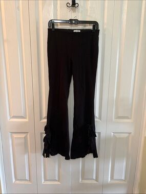 Black Ruffle Ties at Hem Women's Pants